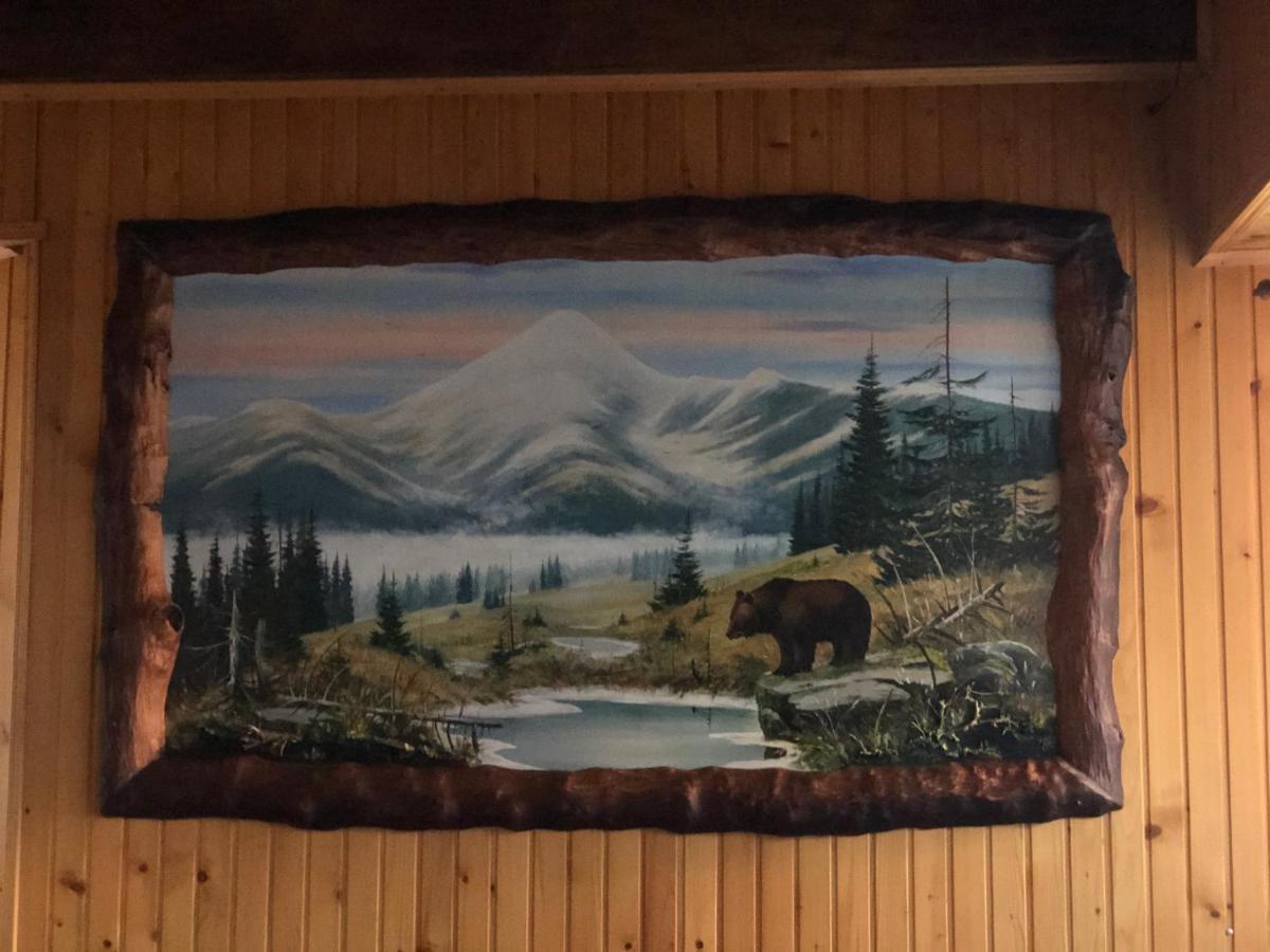 Hotel Опришок à Palyanytsya Extérieur photo