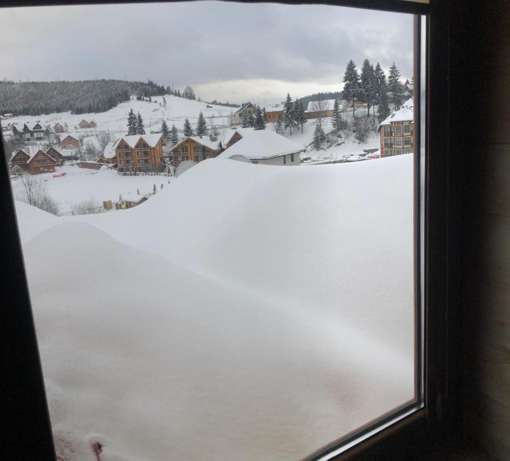 Hotel Опришок à Palyanytsya Extérieur photo